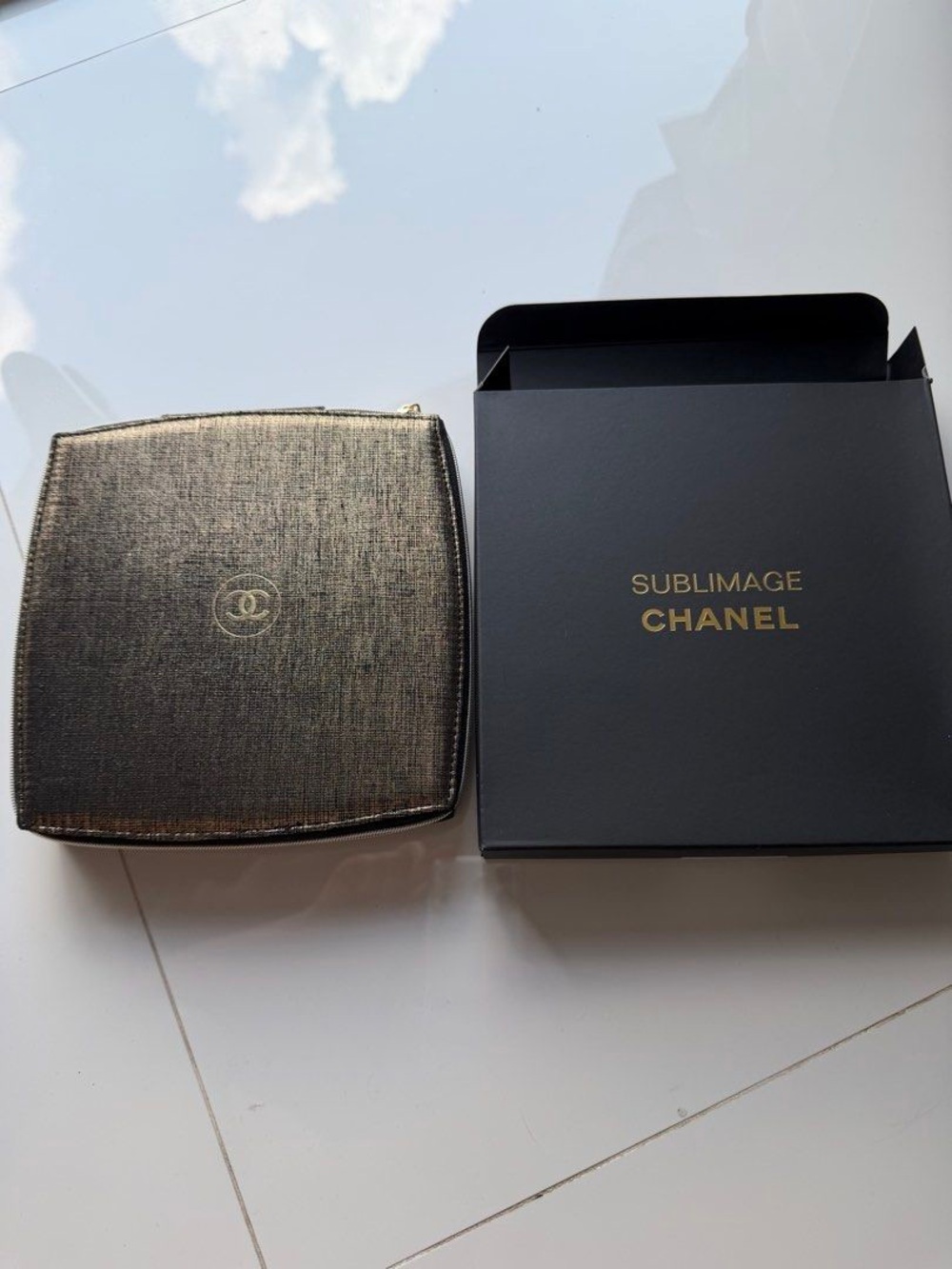 CHANEL VIP Gift Makeup Bag Case